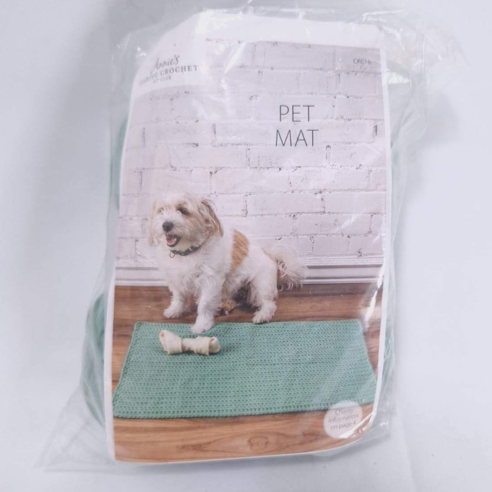 Annie's Crochet Pet Mat Kit Caring Crochet Club Bulky Cotton Nylon‎ Green 6oz